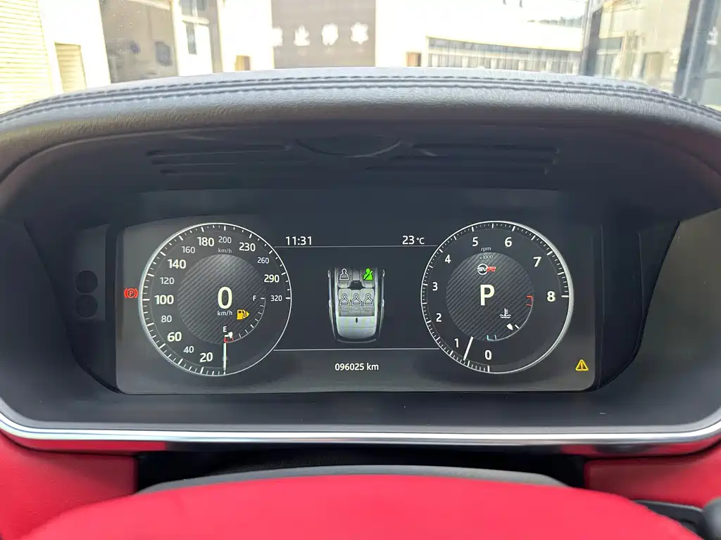Land Rover Range Rover — миниатюра 6