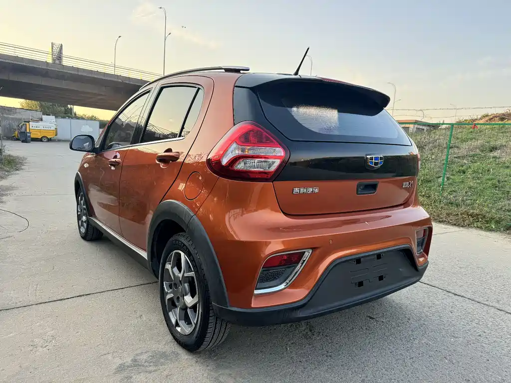GEELY AUTOMOBILE VISION X1