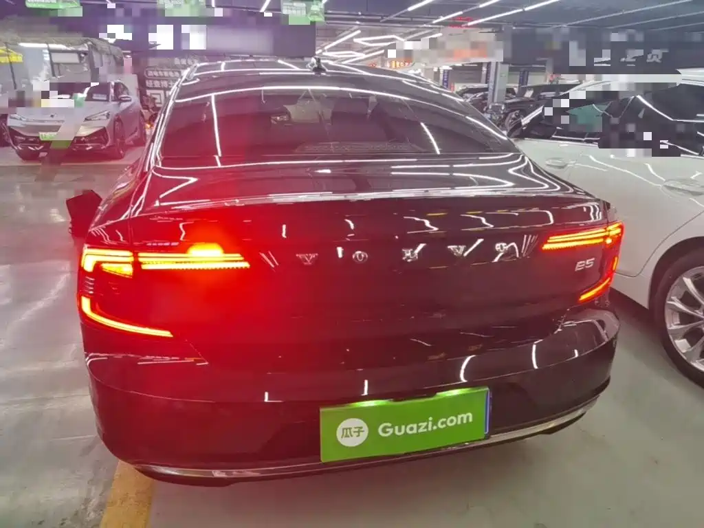Volvo S90 — миниатюра 6