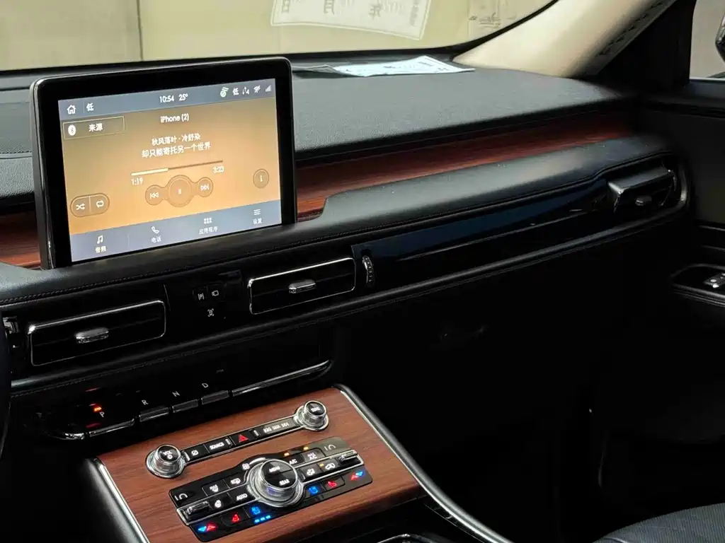 Lincoln Aviator (Import) — миниатюра 13