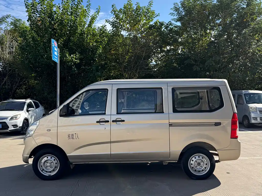 WULING AUTOMOBILE WULING RONGGUANG