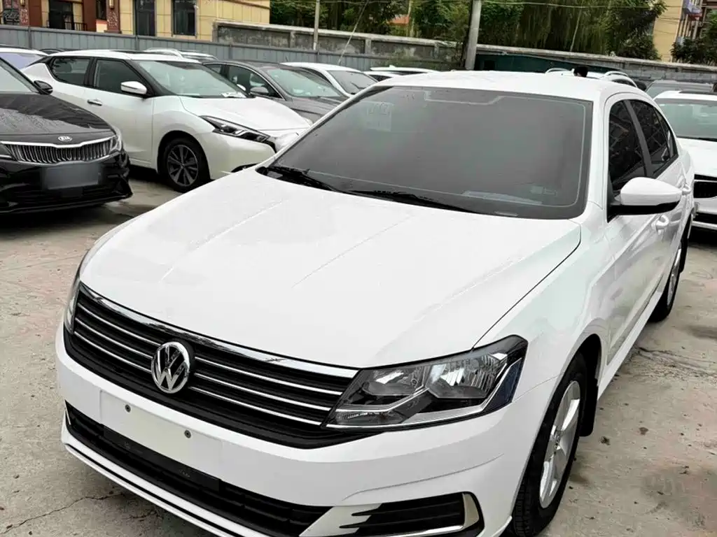 Volkswagen Lavida — миниатюра 2