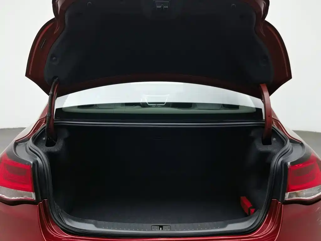 Chevrolet Malibu — миниатюра 16