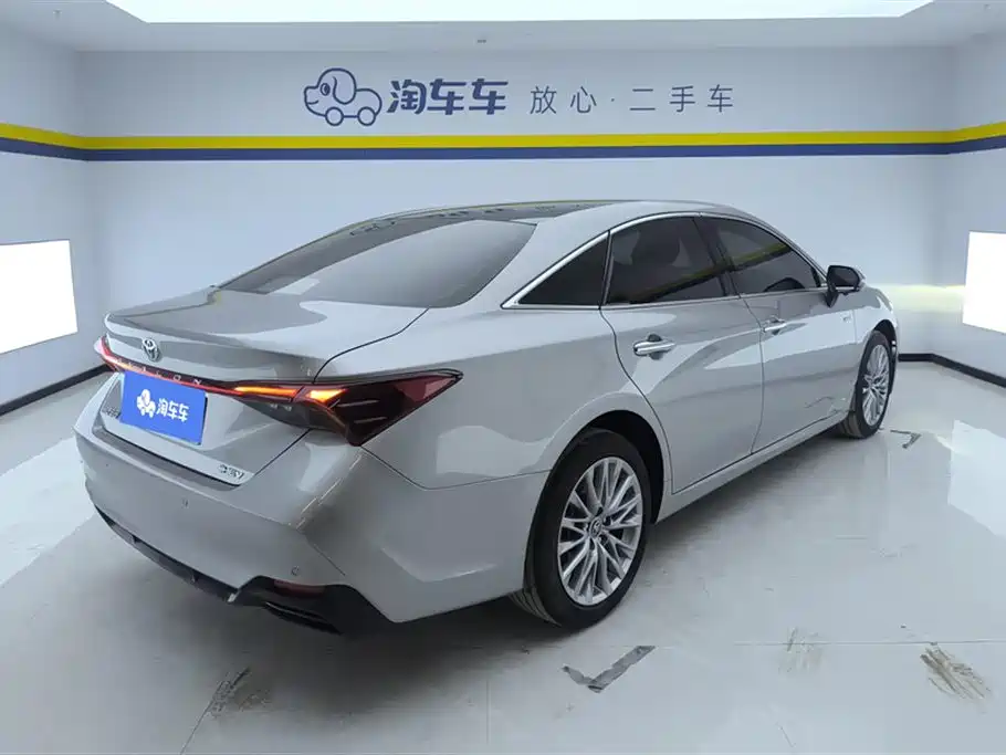 Toyota Avalon 2024 2.0L Luxury