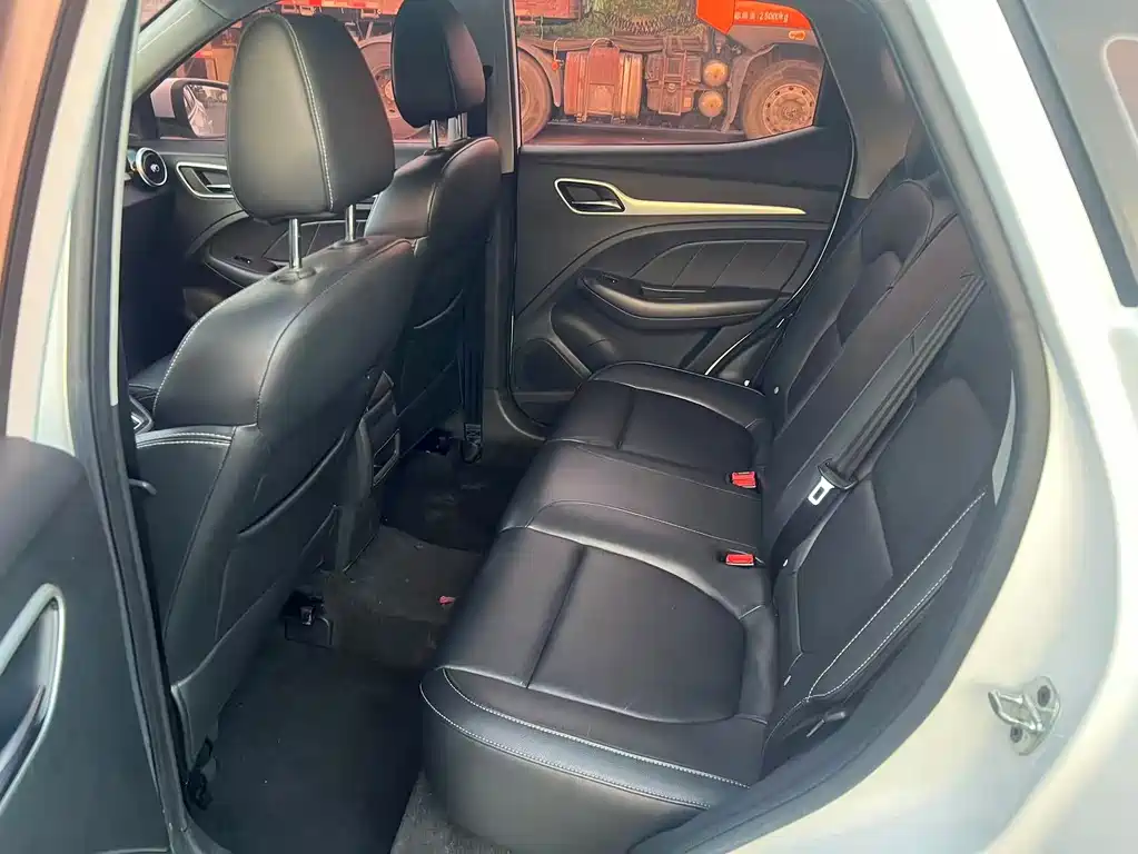 MG ZS — миниатюра 10