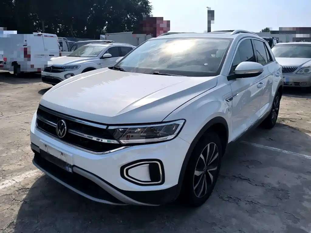 Volkswagen T-Roc — миниатюра 2