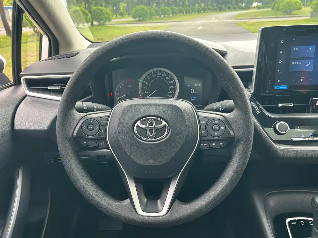 Toyota Corolla — миниатюра 12