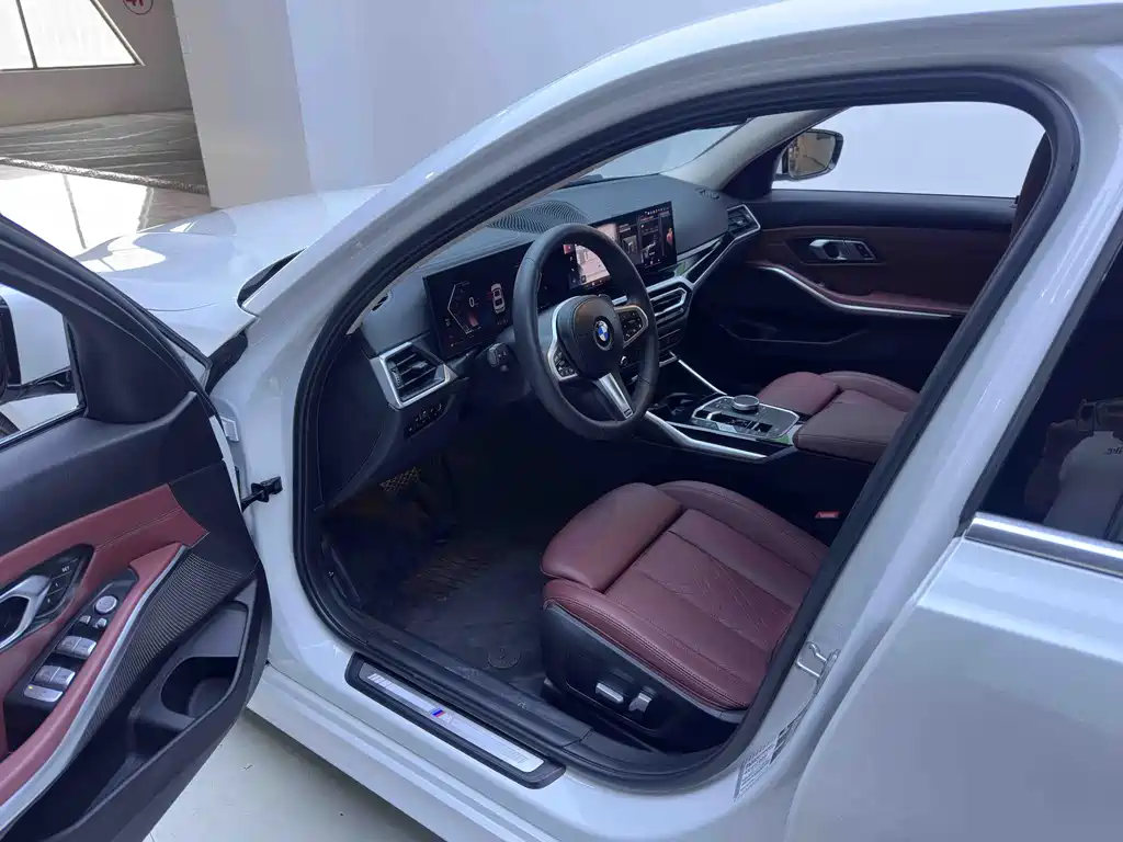 BMW 3 Series — миниатюра 11