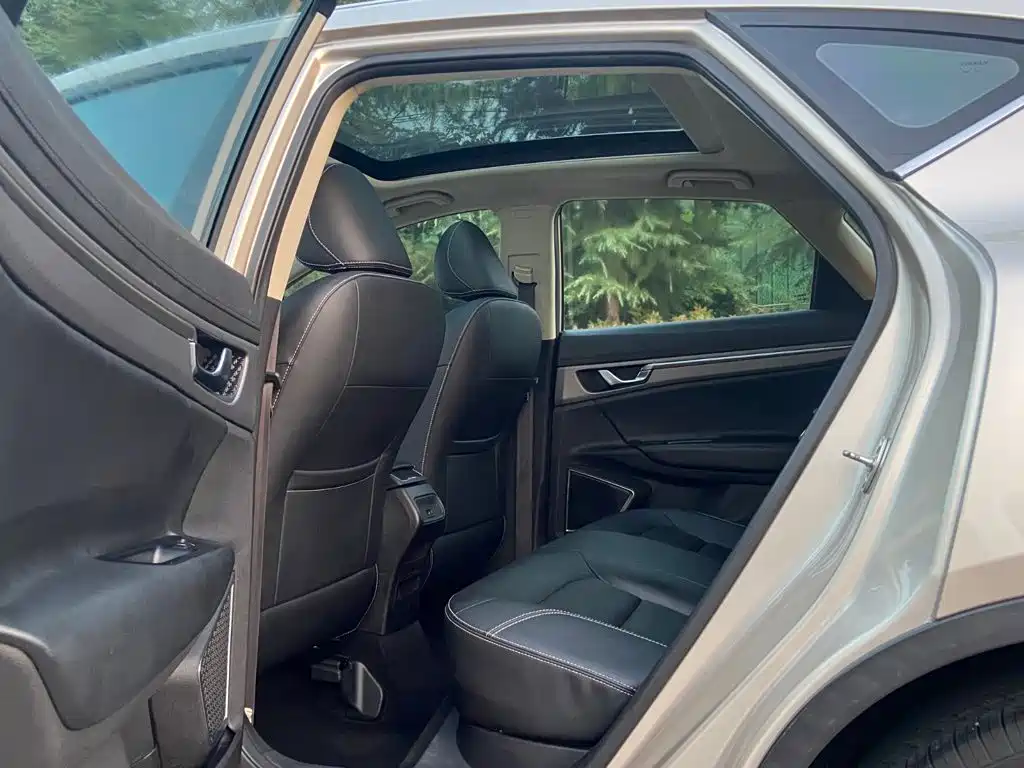 Geely Emgrand GS — миниатюра 5