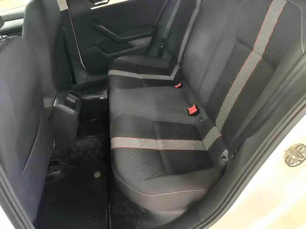 Volkswagen Lamando — миниатюра 17