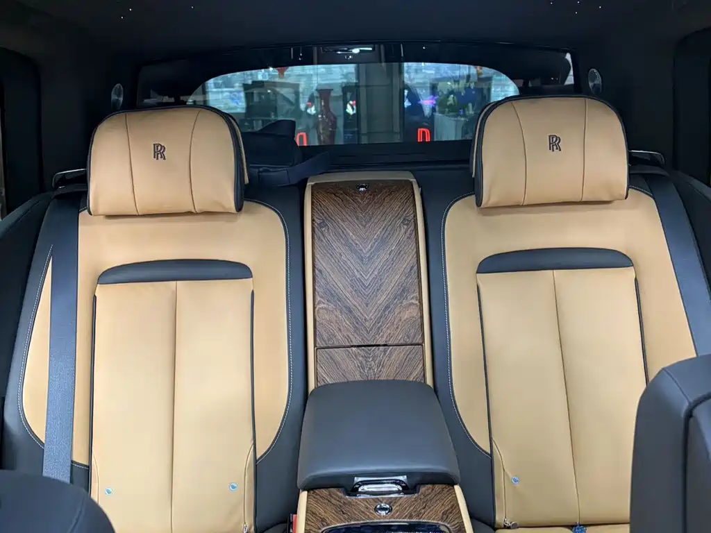 ROLLS-ROYCE CULLINAN