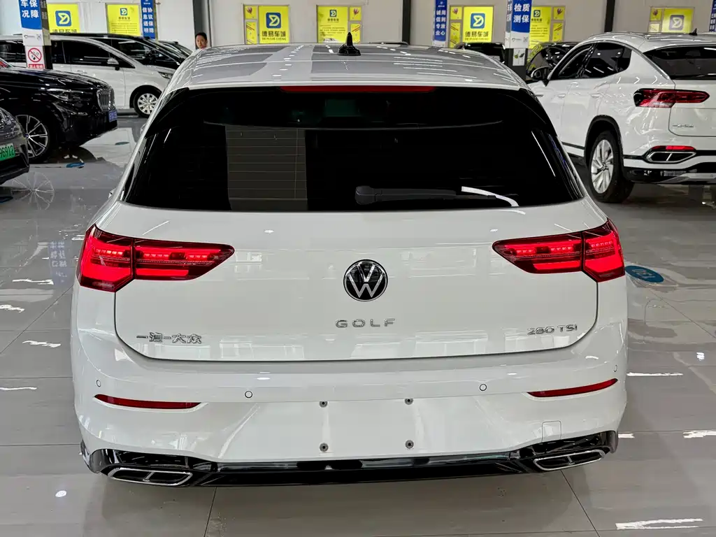 Volkswagen Golf — миниатюра 10