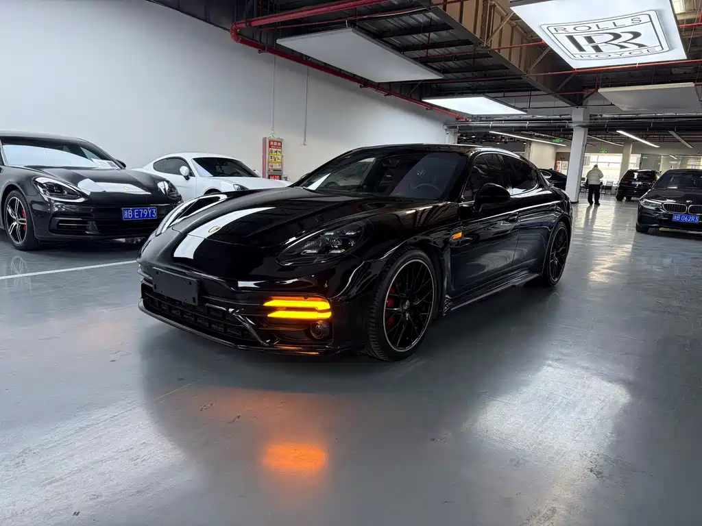 Porsche Panamera 2015