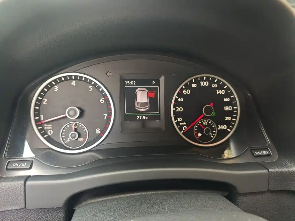 Volkswagen Tiguan — миниатюра 4