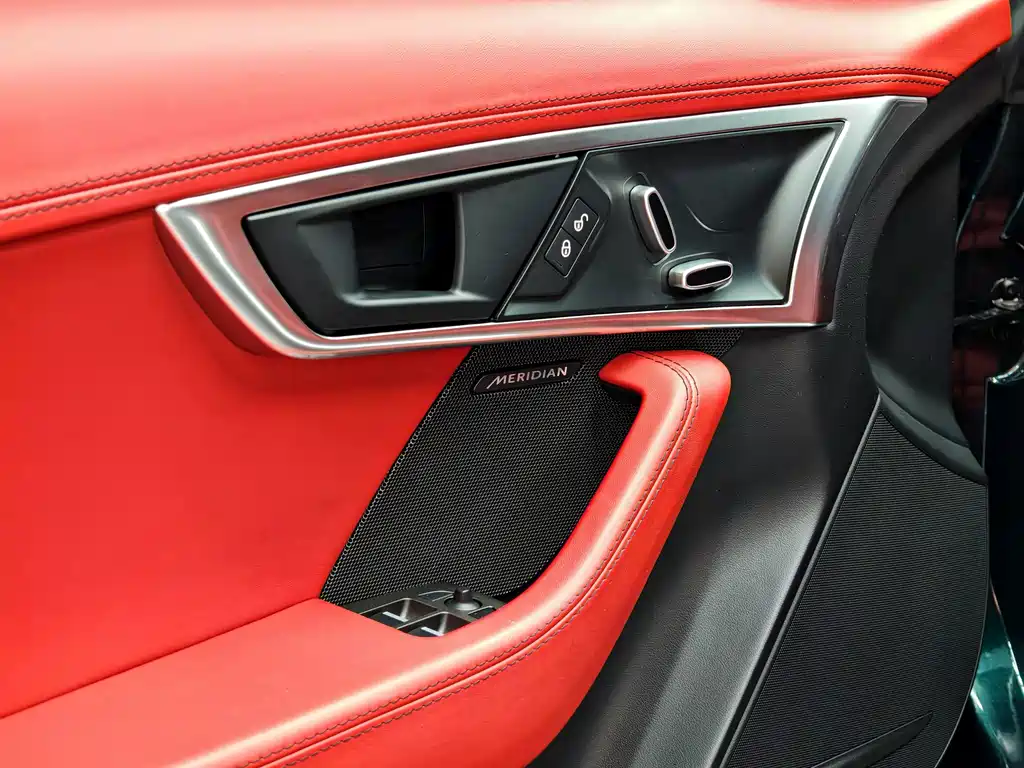 Jaguar F-TYPE — миниатюра 14