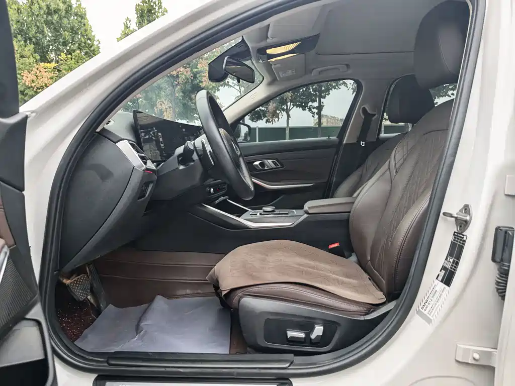 BMW 3 Series — миниатюра 4