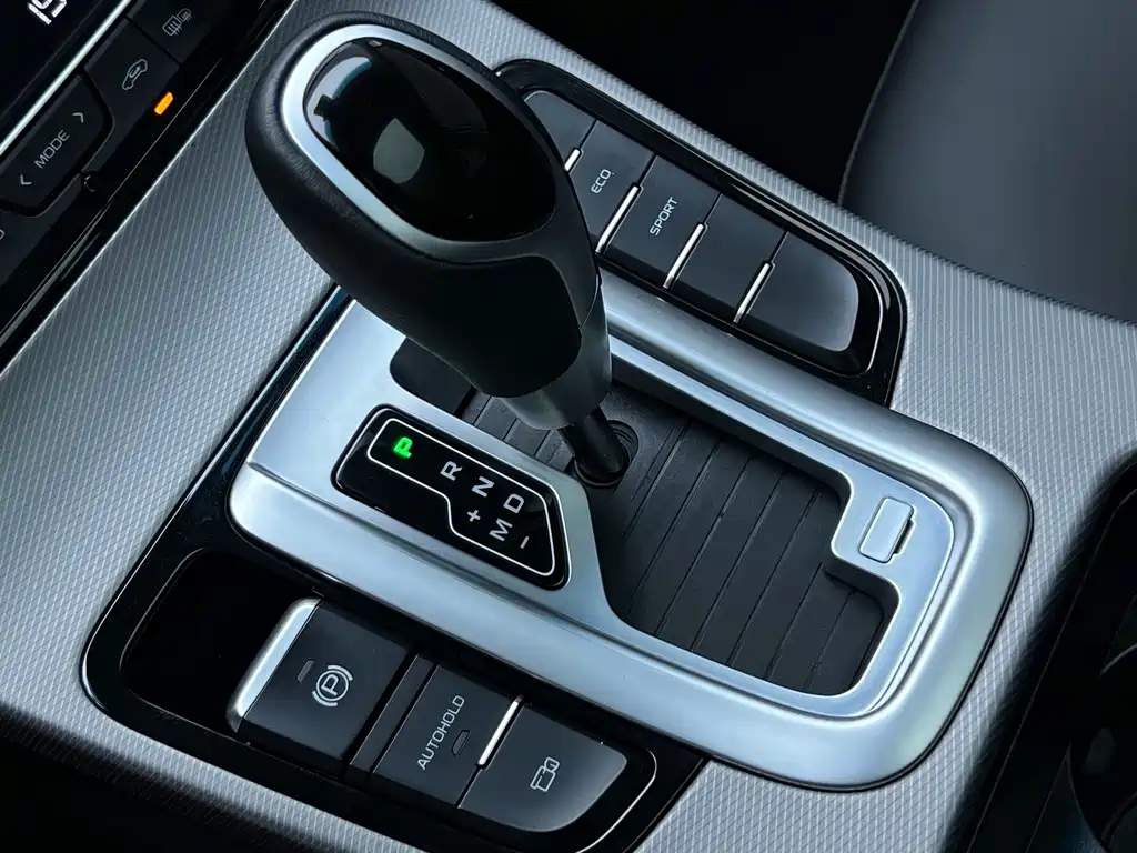 Geely Emgrand GS — миниатюра 12