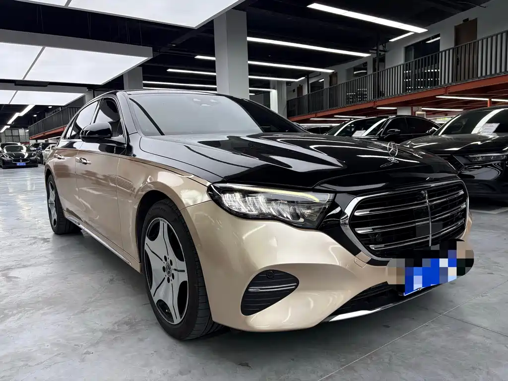 Mercedes-Benz E-Class — миниатюра 3