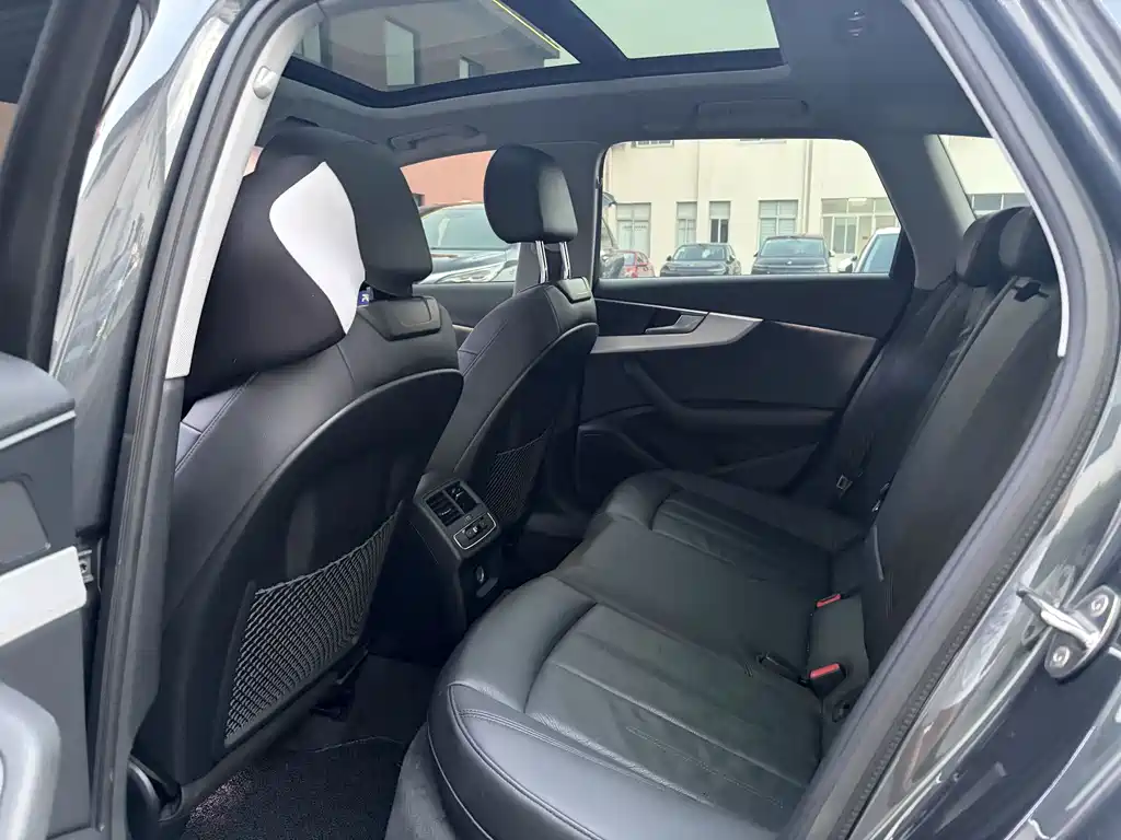 Audi A4 (Import) — миниатюра 6