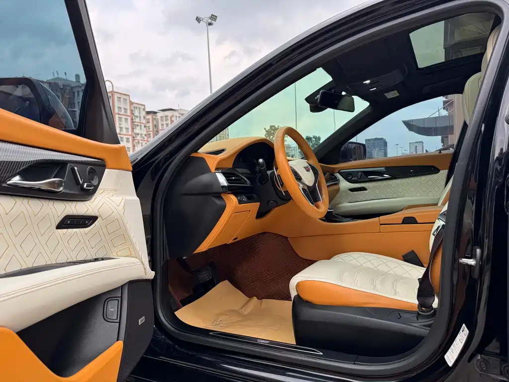 Cadillac CT6 40T Leading Type, фото 9