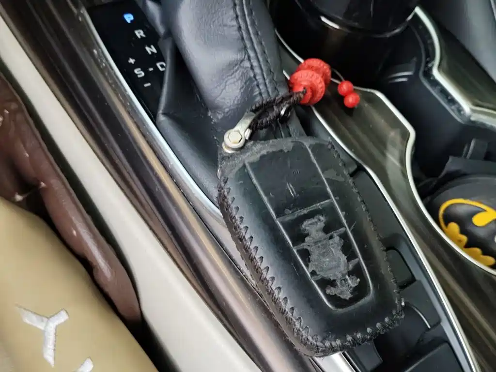 Toyota Camry — миниатюра 9