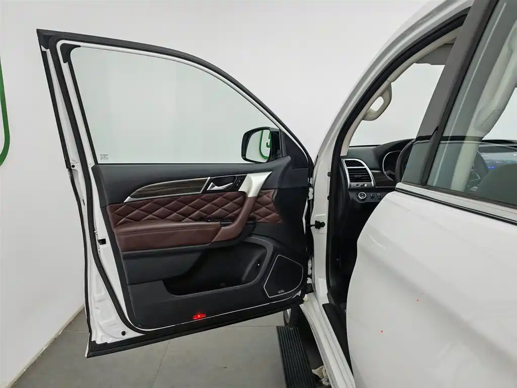 Haval H9 2020 2.0T Luxury 7 мест