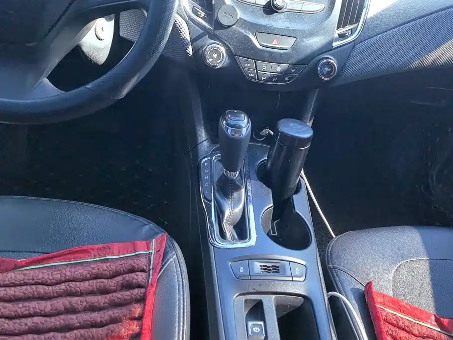 Chevrolet Cruze — миниатюра 16