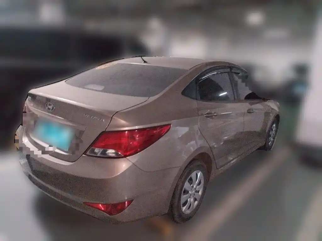 Hyundai Verna — миниатюра 4