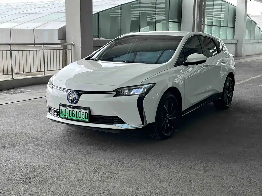 Buick Velite 6