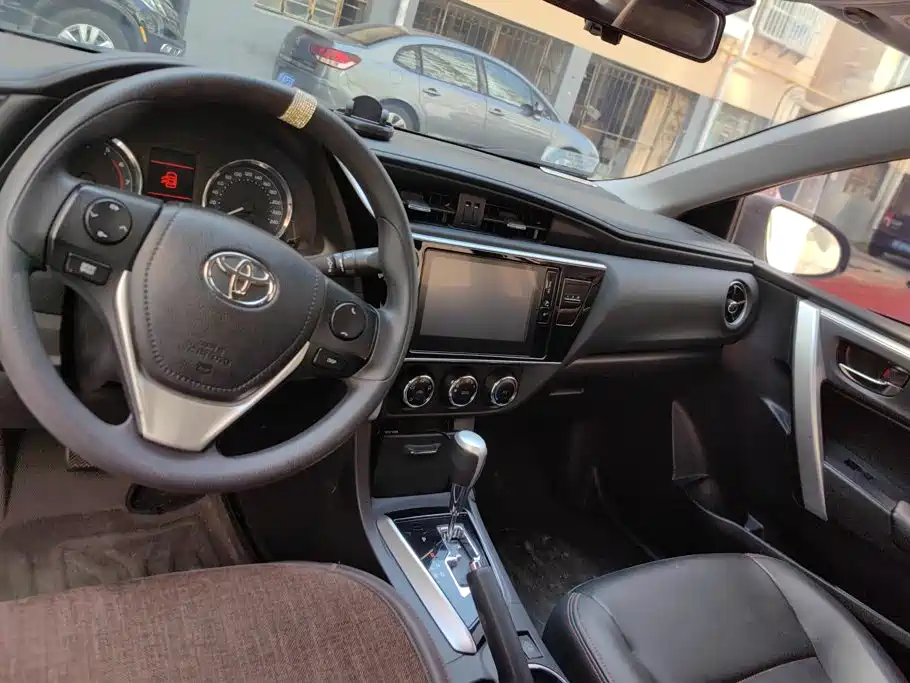 Toyota Corolla — миниатюра 12