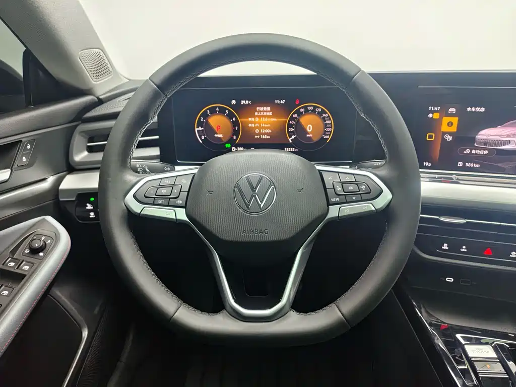 Volkswagen Lamando — миниатюра 12