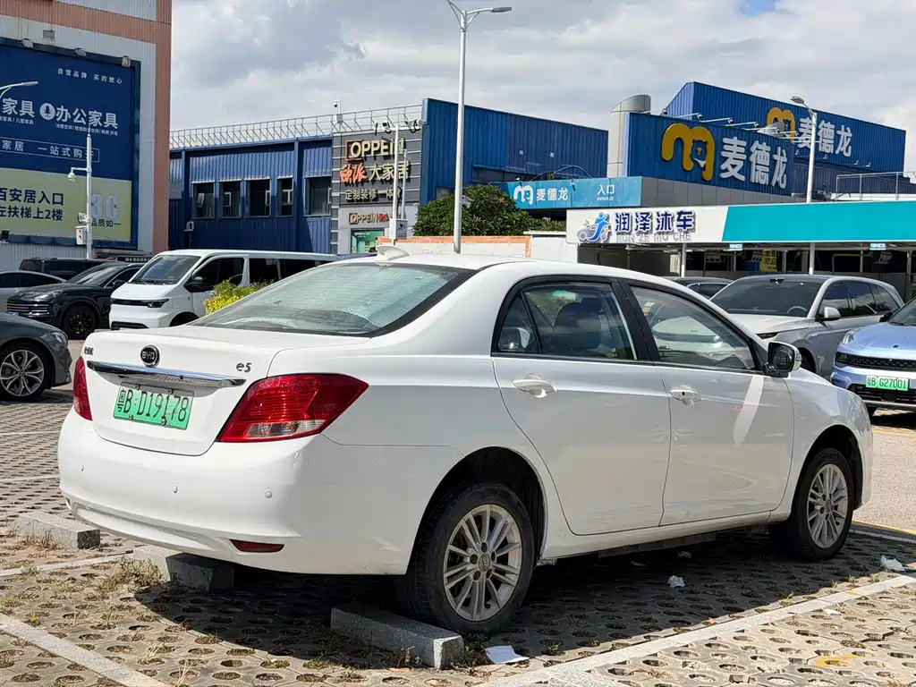 BYD e5 — миниатюра 8
