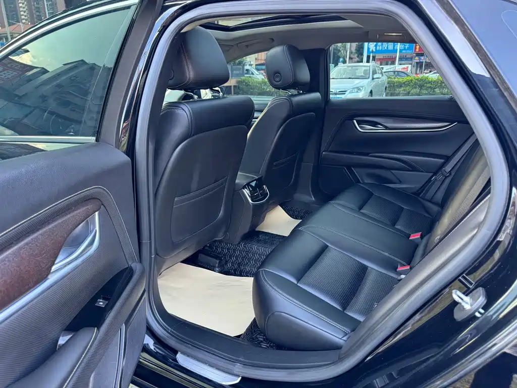 Cadillac XTS — миниатюра 18