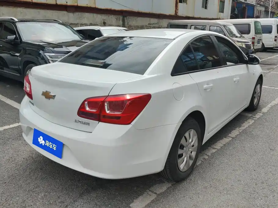 Chevrolet Cruze — миниатюра 3