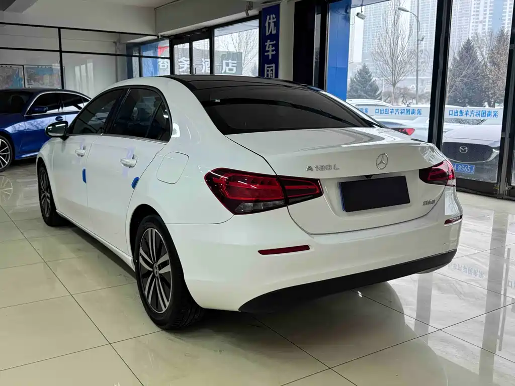 MERCEDES-BENZ A CLASS