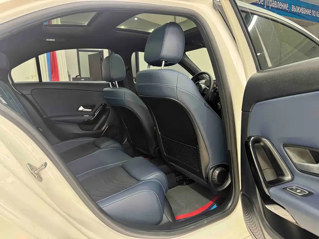 MERCEDES-BENZ A CLASS