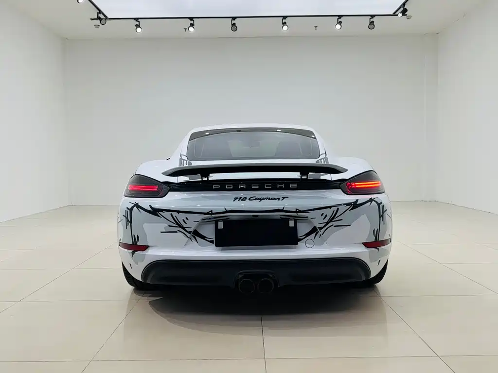 Porsche 718 2018 Cayman 2.0T