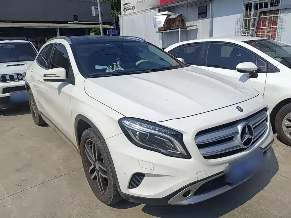 Mercedes-Benz GLA — миниатюра 4