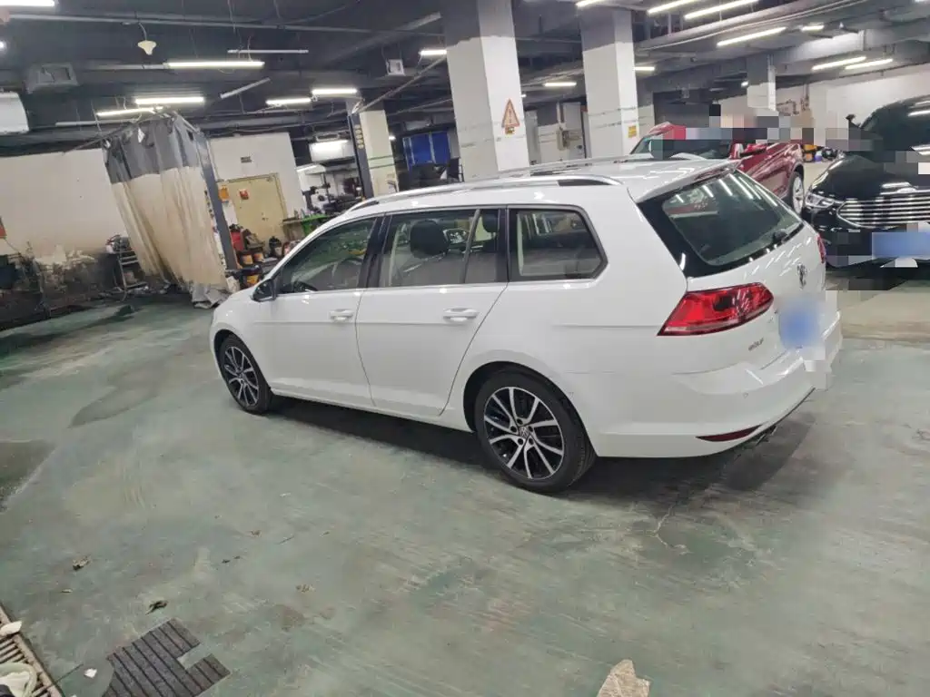 Volkswagen Golf 2014 1.4TSI Luxury