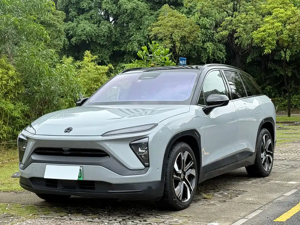 NIO ES6
