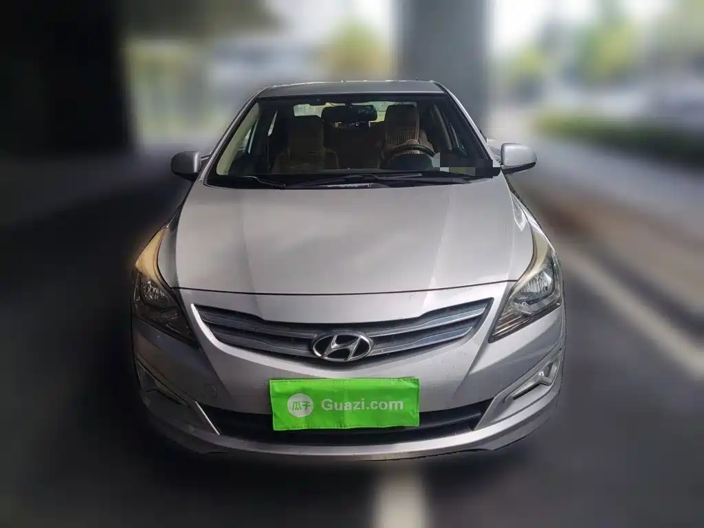 Hyundai Verna — миниатюра 2