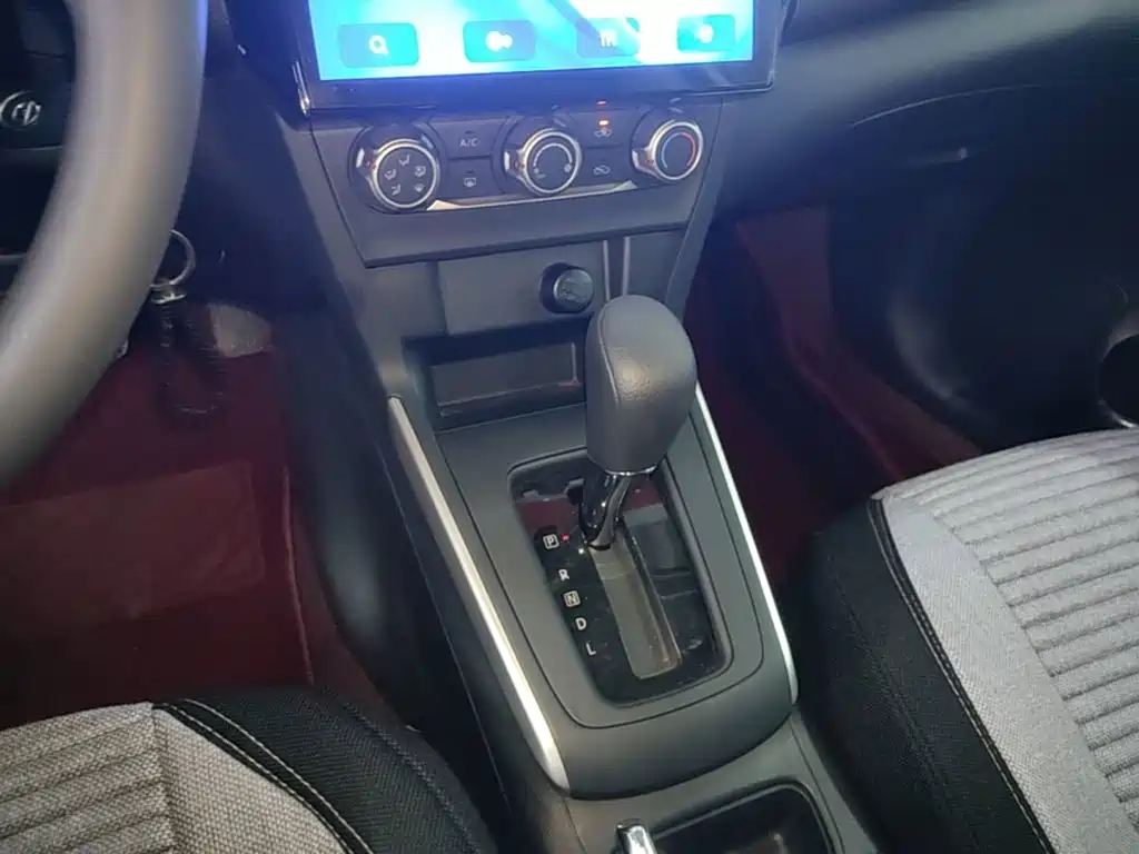 Nissan Sylphy — миниатюра 14