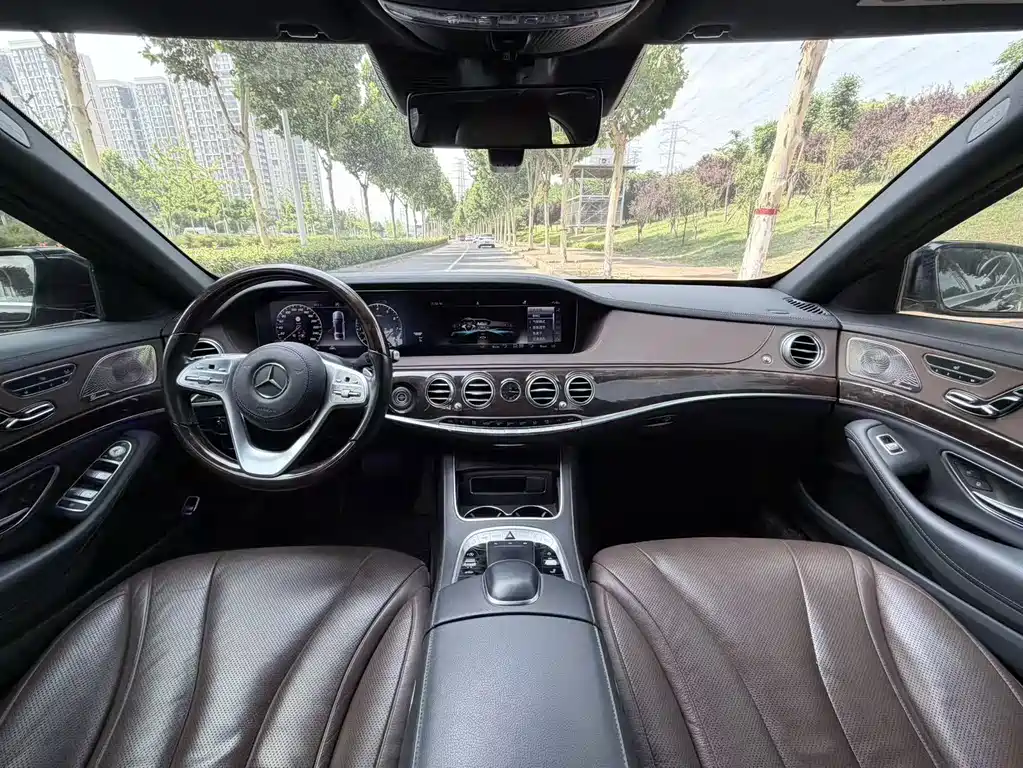 Mercedes-Benz S-Class — миниатюра 5