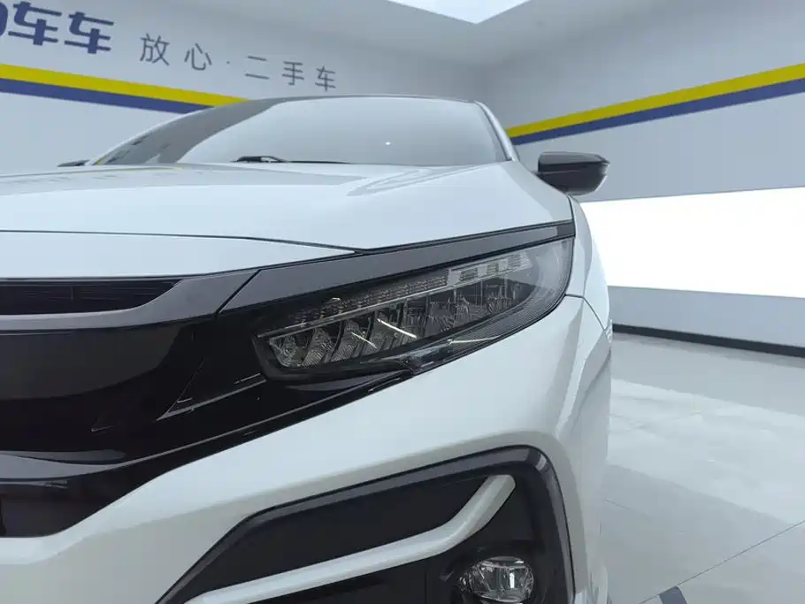 Honda Civic — миниатюра 5