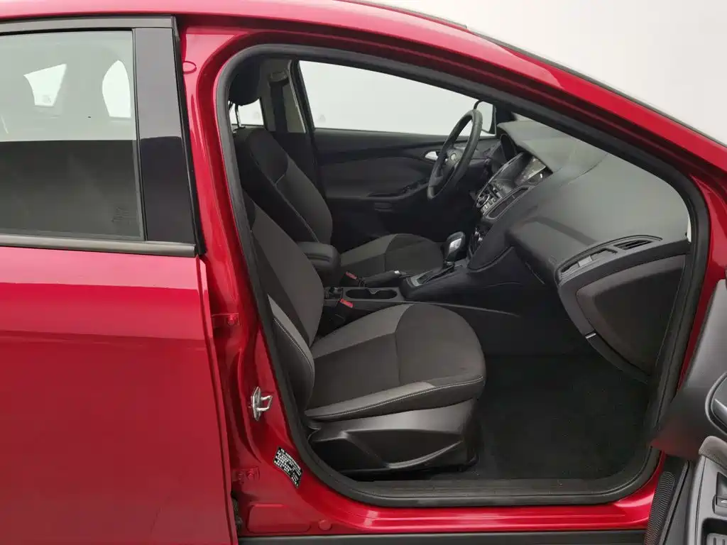 Ford Focus — миниатюра 23