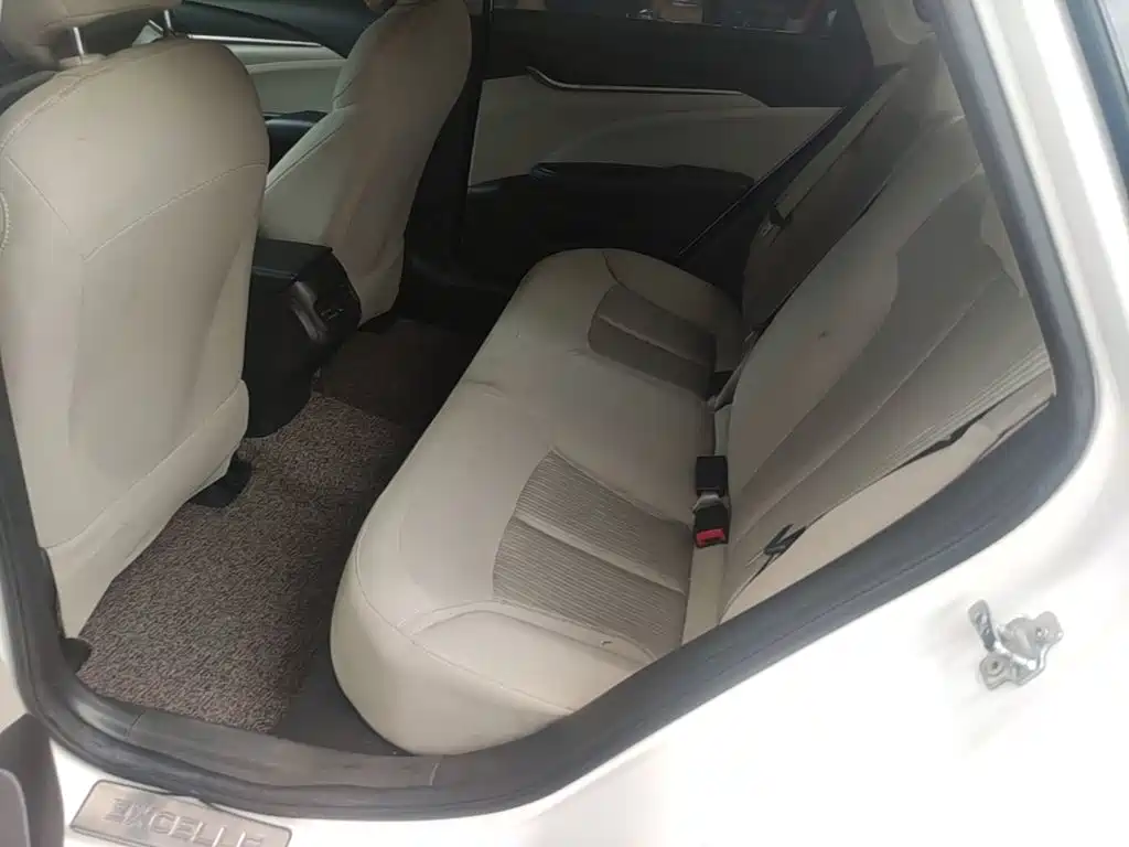 Buick Excelle — фотографии объявления, Фото 17