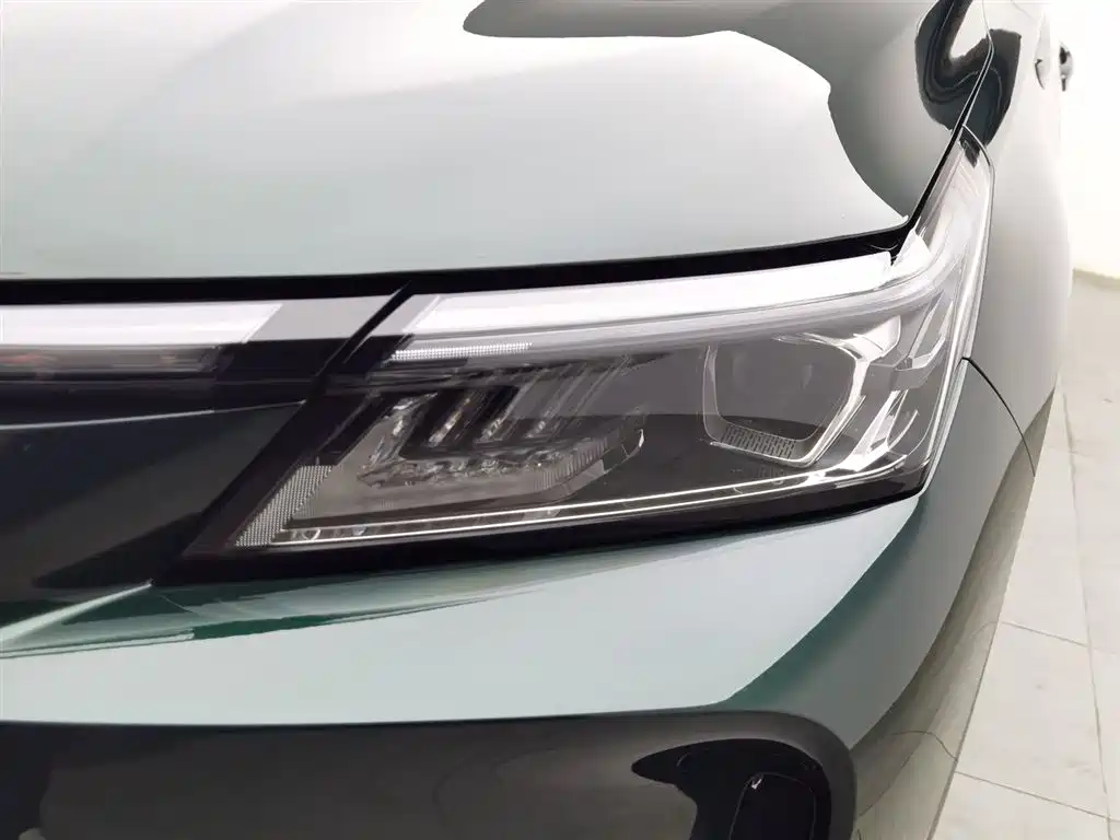 BLUE ELECTRIC BLUE ELECTRIC E5 PLUS