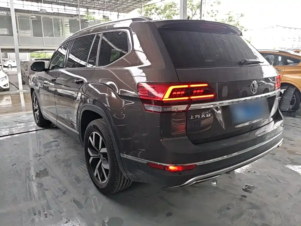 Volkswagen Teramont — миниатюра 5