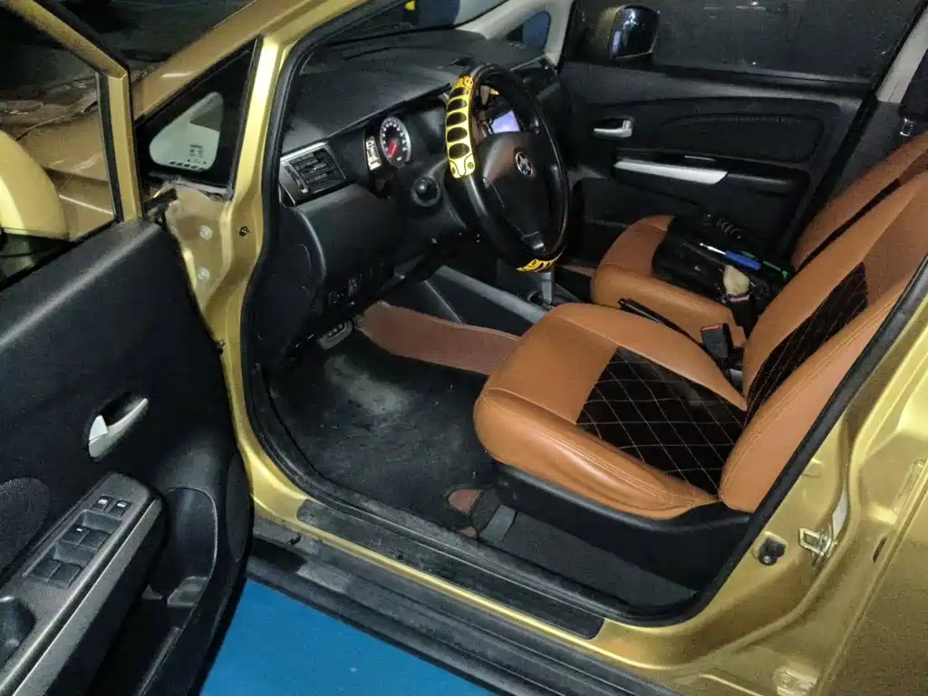 Venucia R50X — миниатюра 14