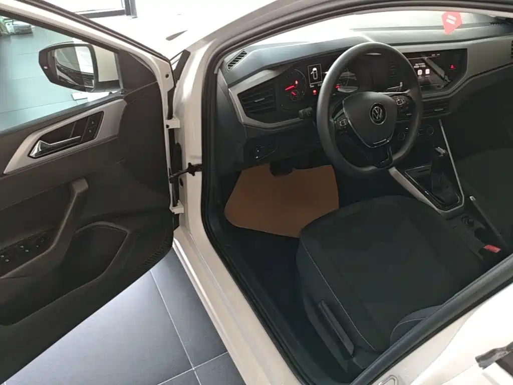 Volkswagen Polo — миниатюра 16